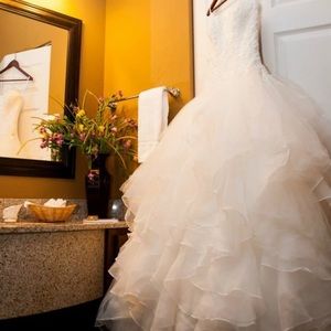 Oleg Cassini Wedding Dress